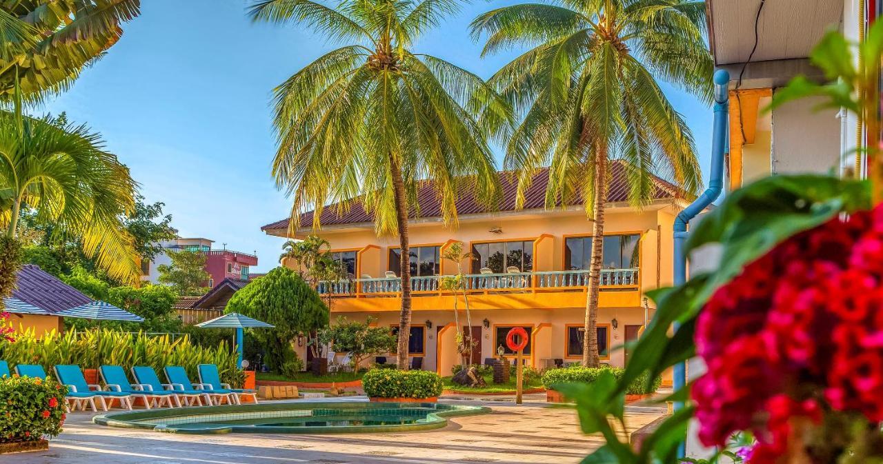 Coconut Resort Hotel パトン エクステリア 写真